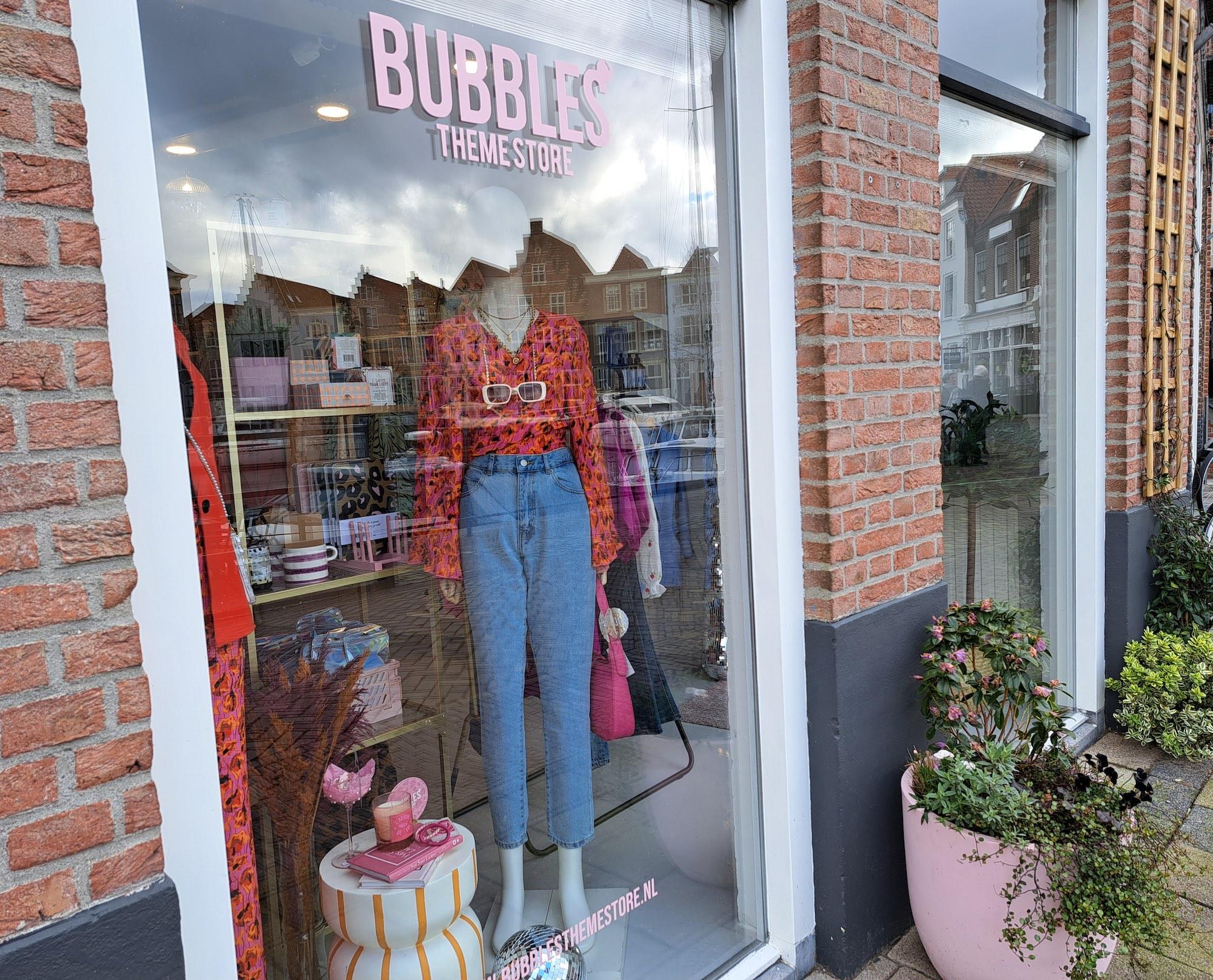 Bubbles Theme Store Goes